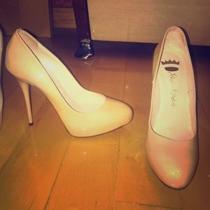 Nude heels